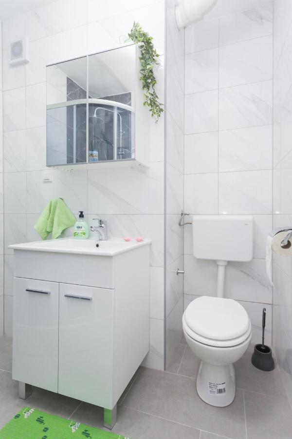 Apartman Lariva Osijek Bagian luar foto