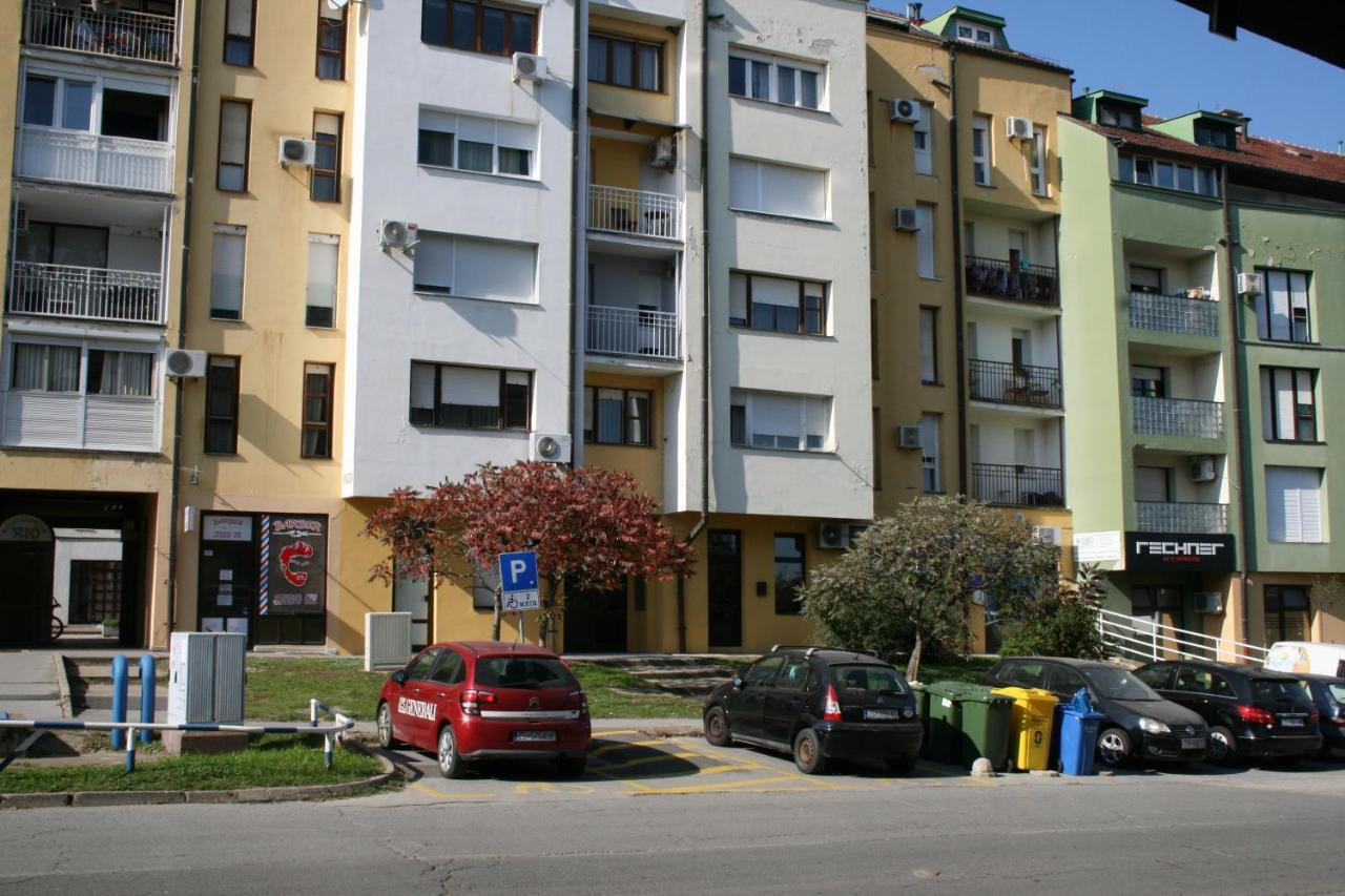 Apartman Lariva Osijek Bagian luar foto